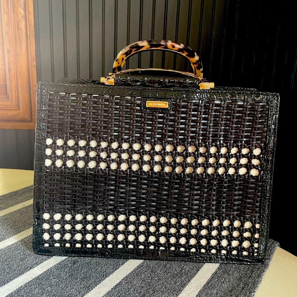 Brahmin Brand: Brahmin
The Mod Camille